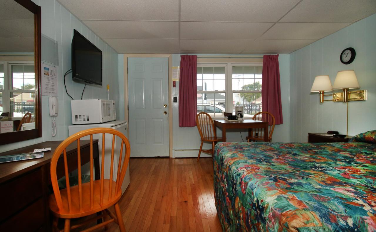 Biarritz Motel & Suitesオールドオーチャードビーチ エクステリア 写真