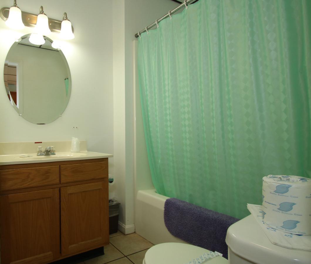 Biarritz Motel & Suitesオールドオーチャードビーチ エクステリア 写真
