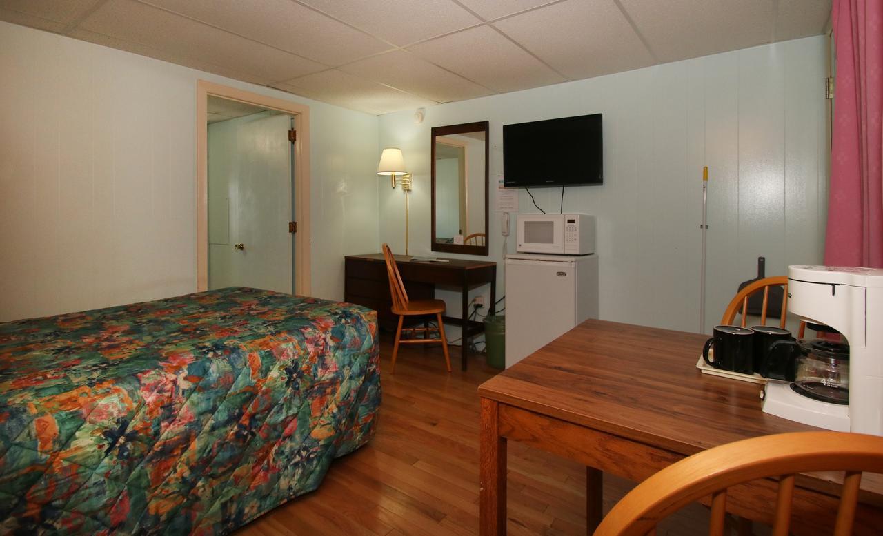 Biarritz Motel & Suitesオールドオーチャードビーチ エクステリア 写真