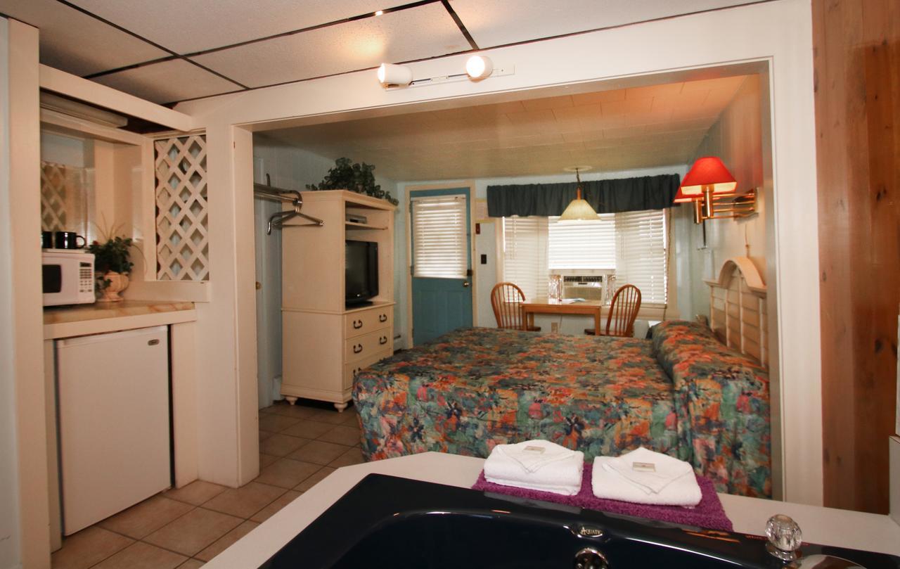 Biarritz Motel & Suitesオールドオーチャードビーチ エクステリア 写真
